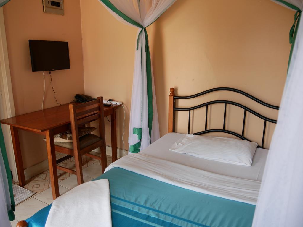 קמפאלה Hotel Acacia City מראה חיצוני תמונה